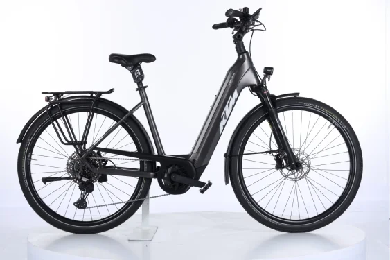 KTM MACINA STYLE 820 XL US51cm '26 szürke elektromos kerékpár